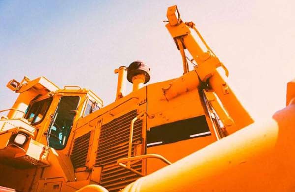 沈陽機械設(shè)備噴漆